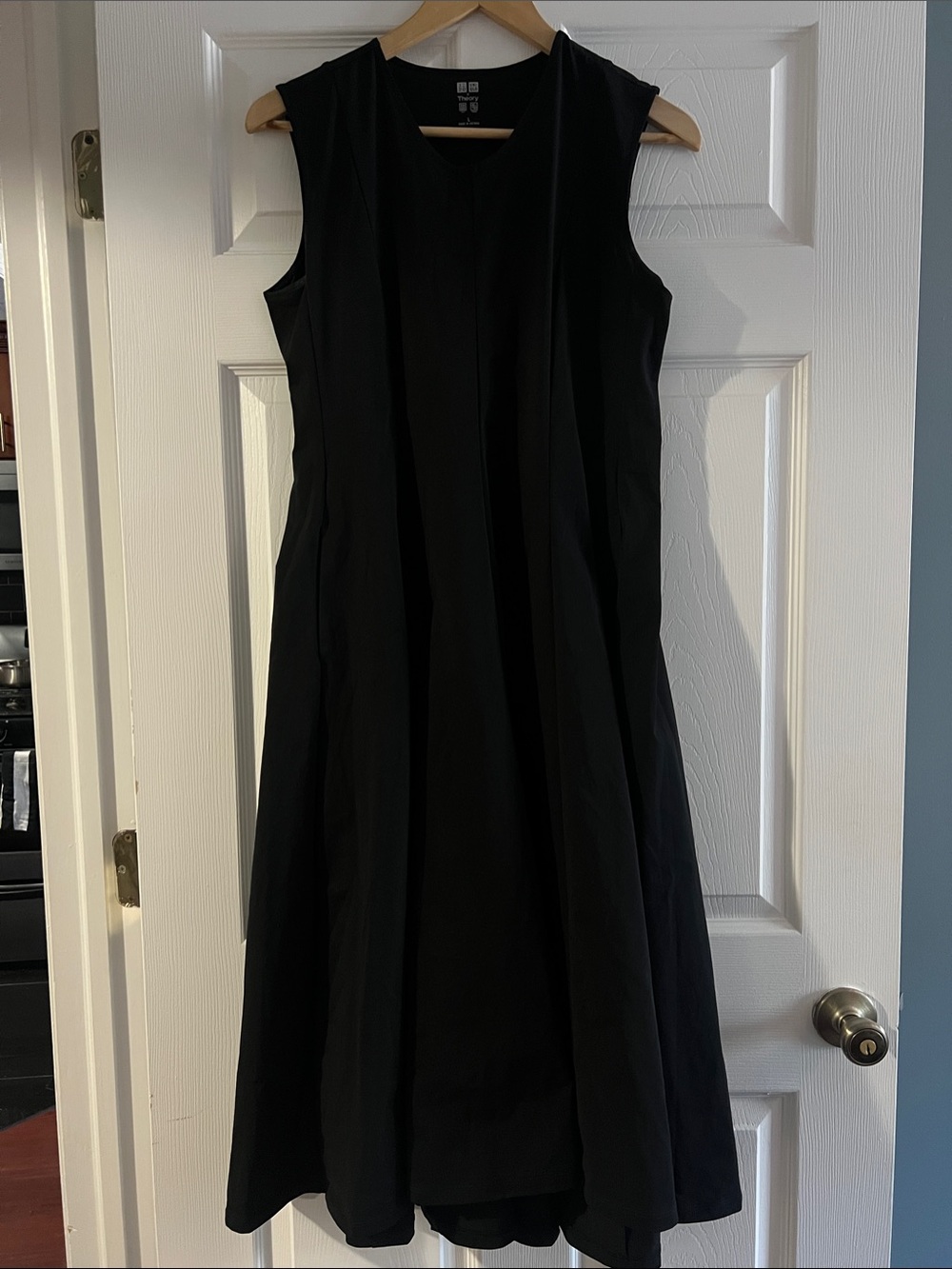 Uniqlo x Theory Black Sleeveless Midi Dress